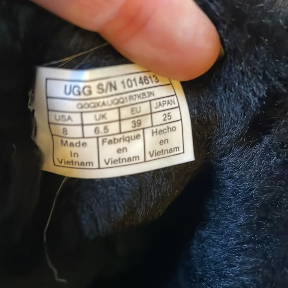 UGG Boots - Picture 11 of 13